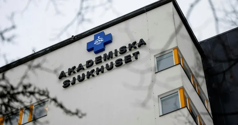 Advokaten om sparkade kvinnan: ”Fegt av sjukhuset”