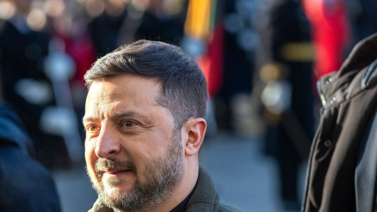 Zelenskyj optimistisk inför nya fredssamtal i Abu Dhabi