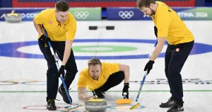 Alex Schulman: Jag fattar ingenting – men har blivit helt besatt av curling