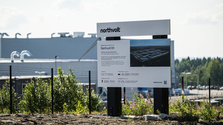 Northvolt importerade otestade maskiner från kinesiska företaget Wuxi Lead, vilket orsakade minst tio månaders försening