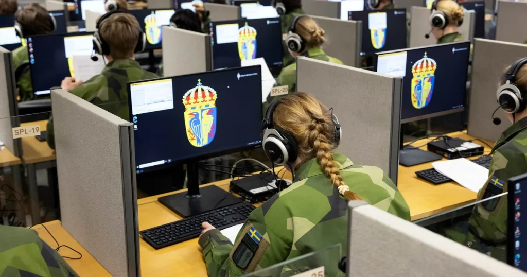 Brist på ryskakunskaper oroar i Finland – hoppas på svensk hjälp