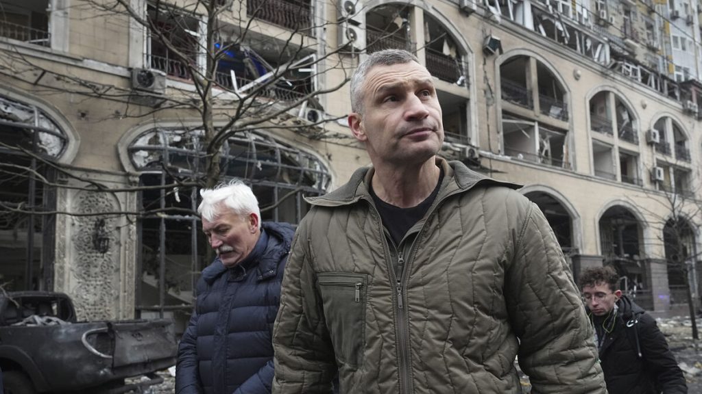 Kievs borgmästare säger att staden står på katastrofens rand