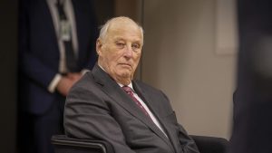 Norges kung Harald inlagd på sjukhus på Teneriffa
