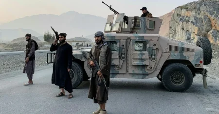 Pakistan: Öppet krig med talibanerna i Afghanistan
