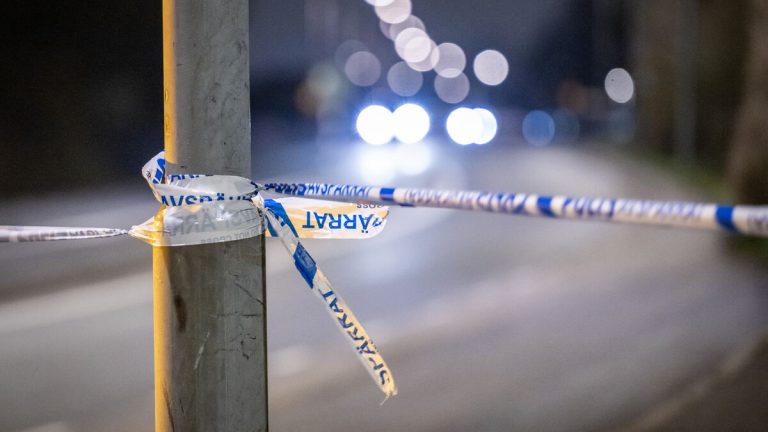 Explosion vid lägenhetshus i Brandbergen, Haninge kommun