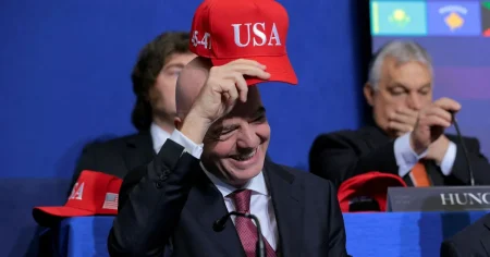 Johanna Frändén: Fifas mys med Trump får mig att tvivla på verkligheten