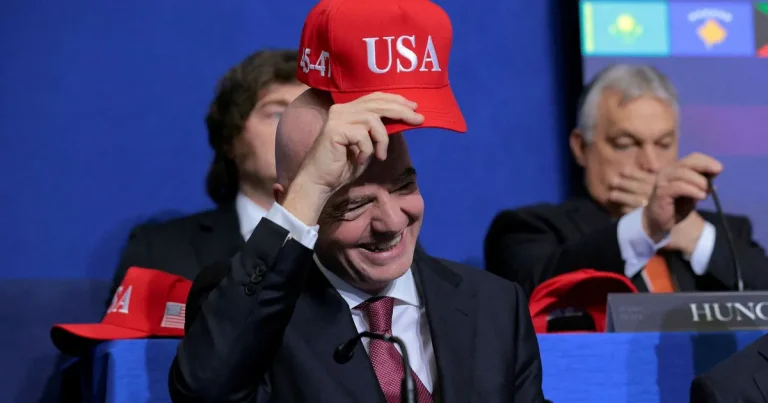 Johanna Frändén: Fifas mys med Trump får mig att tvivla på verkligheten