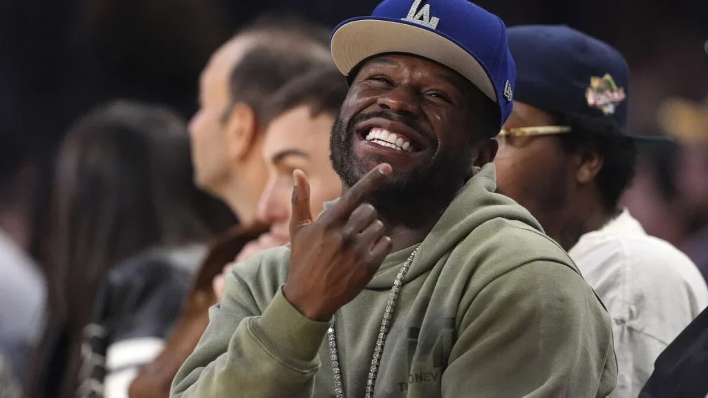 Ikonen Floyd Mayweather gör professionell comeback