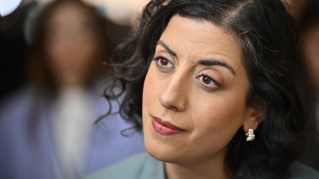 Mohamsson i Agenda: Det kan ta tid att hitta sig till rätta