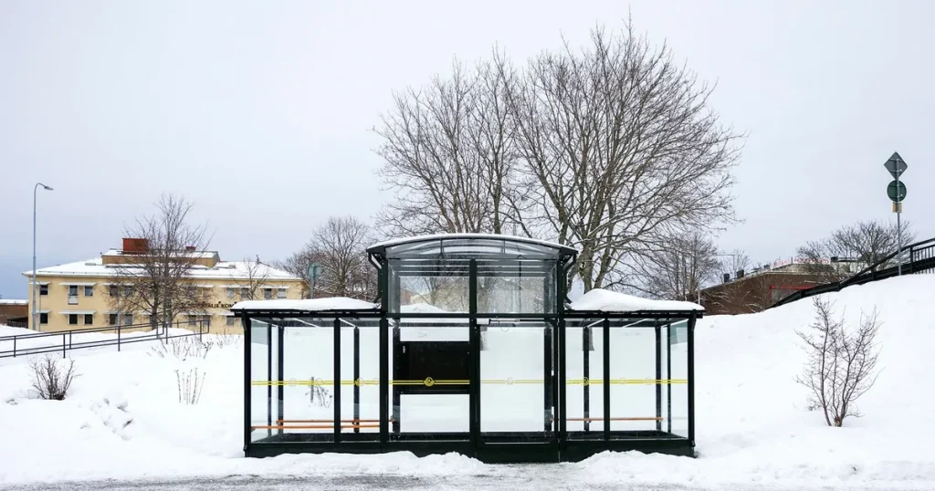 Mutanklagade bolaget sålde ”dålig kopia” av Görans busskur till SL