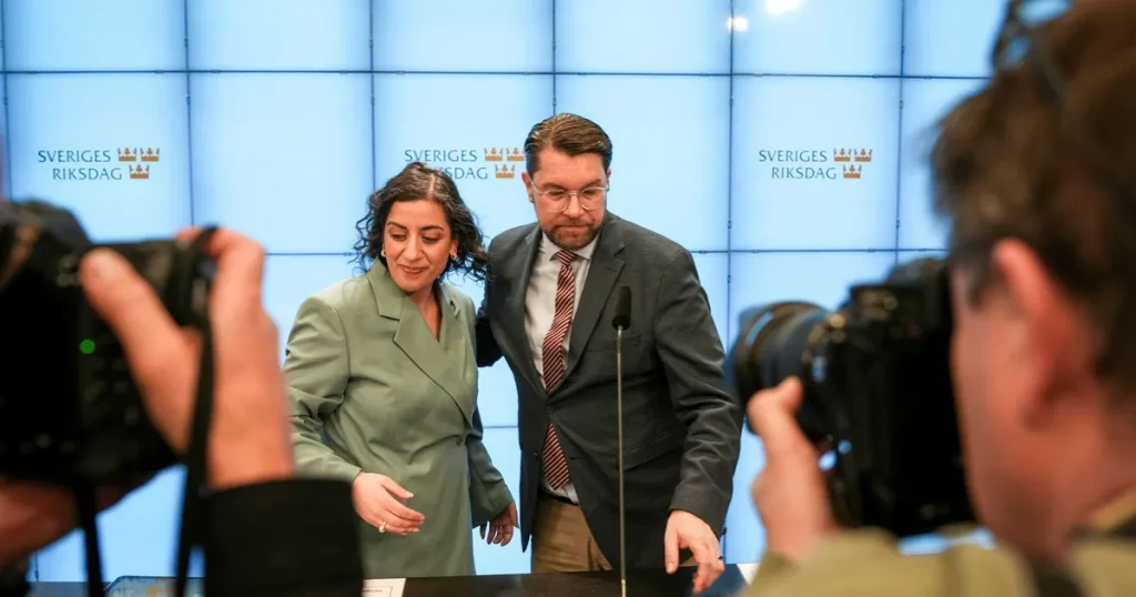 Max Hjelm: Hon säger att Åkesson förändrats – han vill bevisa motsatsen