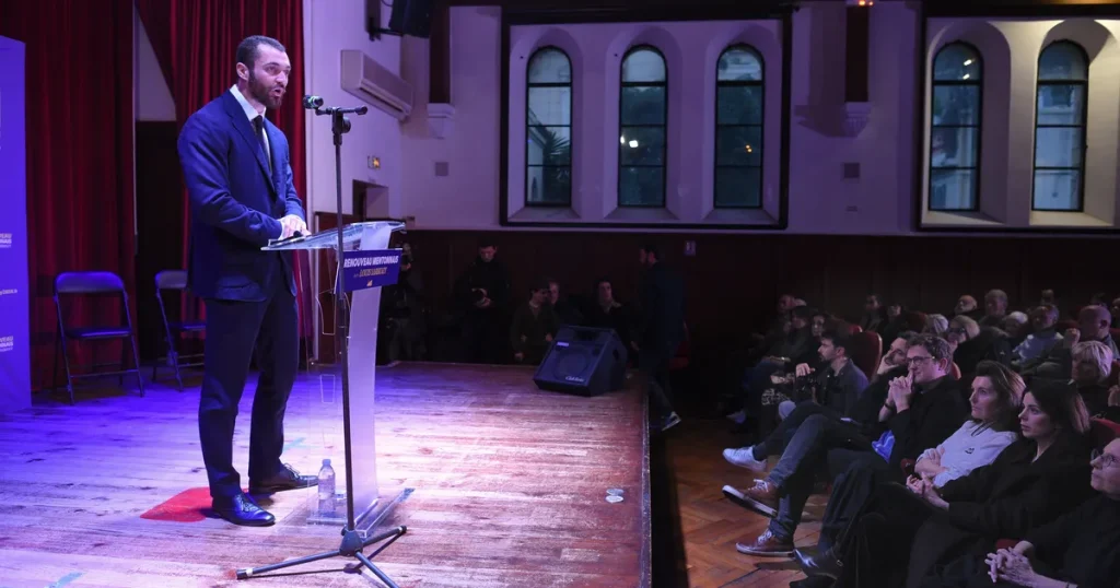 28 år och ultraliberal – Louis Sarkozy utmanar på Franska rivieran