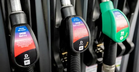 Så slår Irankriget mot plånboken: Dyrare att tanka bilen