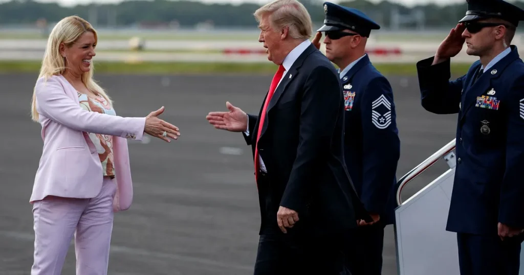 Kvinnorna dominerar i Trumps regering: ”Blir farligare”