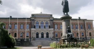 Hög konkurrens när ansökan till höstens utbildningar öppnar