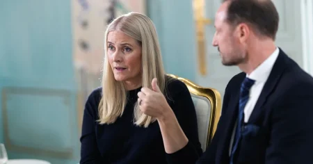 Hovexpert: ”För lite, för sent och för få ärliga svar”