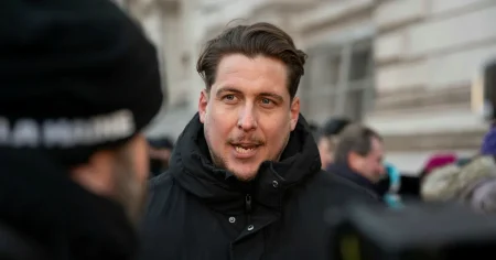 Brittiska paret fängslade i Iran: Sitter i en krigszon