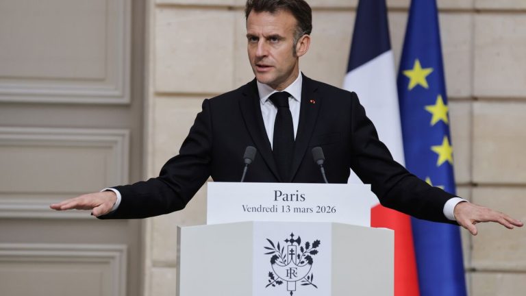 Macron i samtal med Irans president efter att fransk soldat dödats i Irak