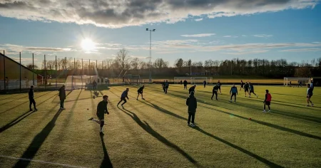 Träningarna hjälper fotbollslaget i sorgen efter ihjälskjutne lagkamraten