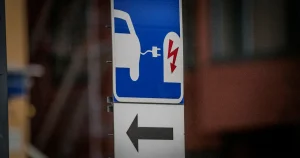 Så mycket sparar du på att köra elbil jämfört med bensinbil