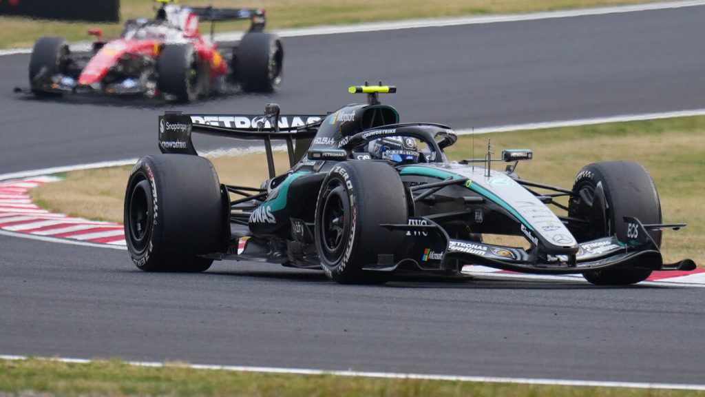 Kimi Antonelli vinner i Japan trots mardrömsstarten