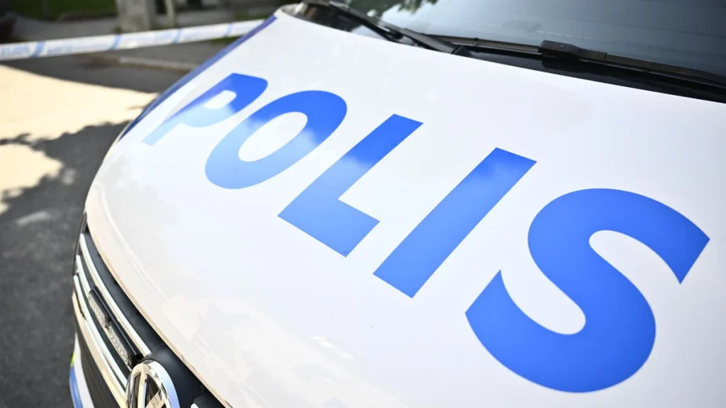 Polis skjuter mot bil i Göteborg