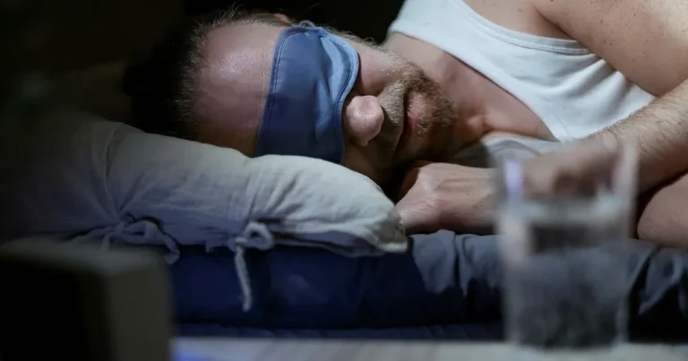 Kom ihåg: I natt flyttar vi FRAM en timme