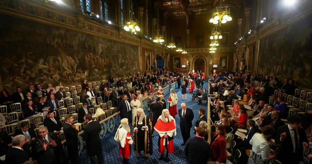 Efter 900 år: Nu ryker de brittiska arvslorderna