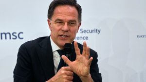 Rutte övertygad om att Hormuzsundet kommer att öppnas igen
