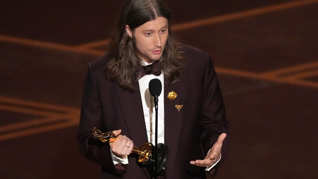 Ludwig Göransson vinner Oscar, hyllar sin far