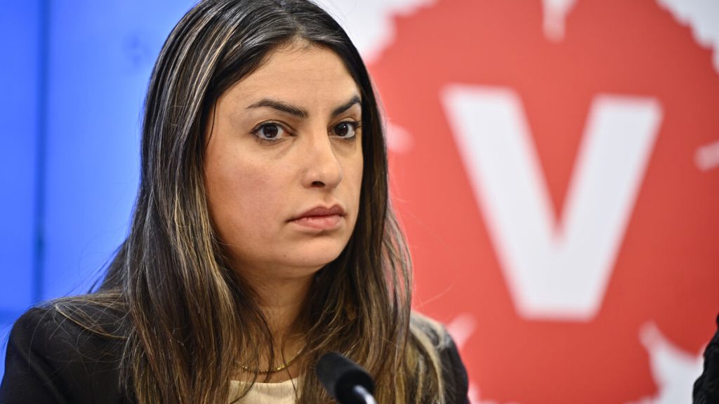 Vänsterpartiet kräver hyresstopp och höjda bostadsbidrag