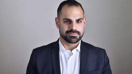 Internt meddelande: Moderata riksdagsledamöter byter till Sverigedemokraterna