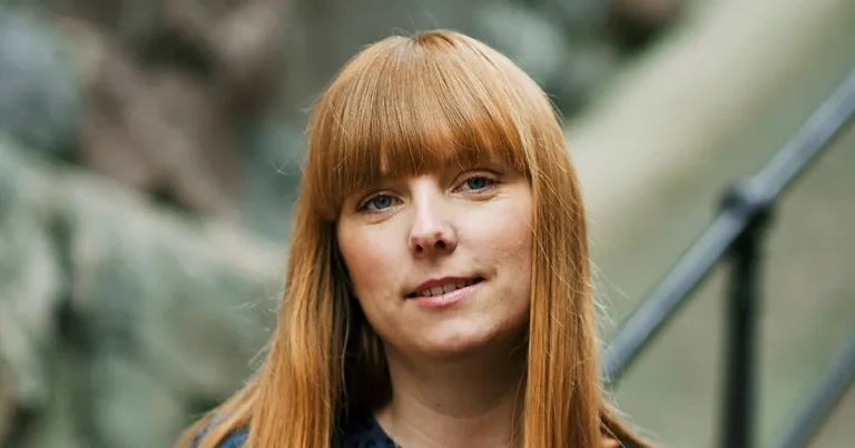 En bok av humor och värme, även när livet blir riktigt pissigt