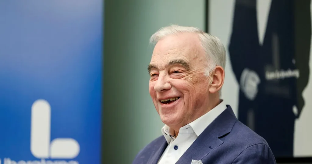 Lars Leijonborg gör comeback i Liberalerna