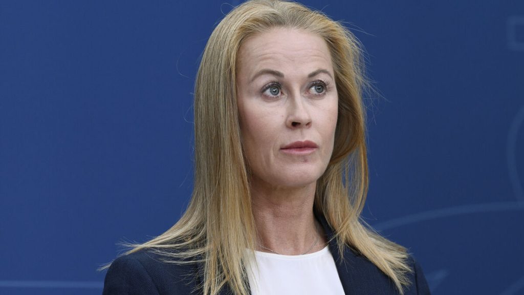 Nu är Katja Nyberg formellt en obunden riksdagsledamot