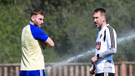 Kulusevski berättar att han genomgått en mindre knäoperation