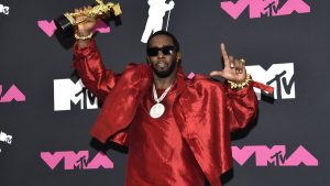 Diddy släpps från fängelse 25 april 2028, mer än en månad tidigare än väntat