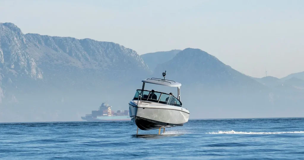 Elbåtar – projekten som flyter och de som har kapsejsat