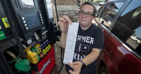 Amerikaner oroas över stigande bensinpriser