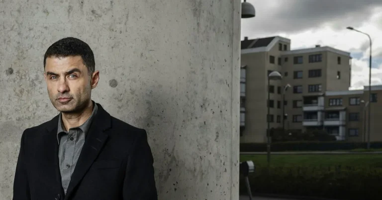 Hatet mot Irans mullor glöder i nya svenska deckaren