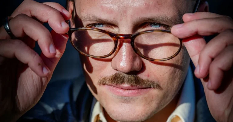 Hans bok om trollfabriken skildrar en mäktig journalistisk prestation