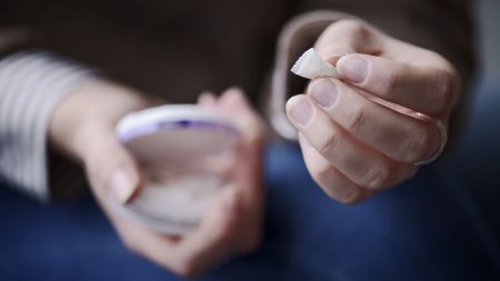 Snusförbudet väcker oro, stora intressen står på spel