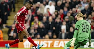 Efterlängtad start för Isak – när Liverpool åkte ut