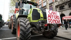 Irländska regeringen överlever misstroendeomröstning angående hanteringen av bränslekrisen