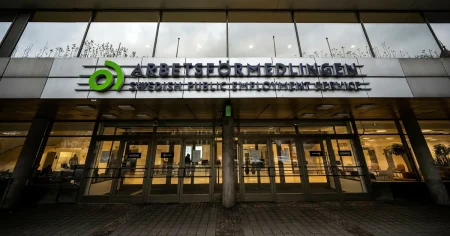 Antalet långtidsarbetslösa ökade – svårt för äldre