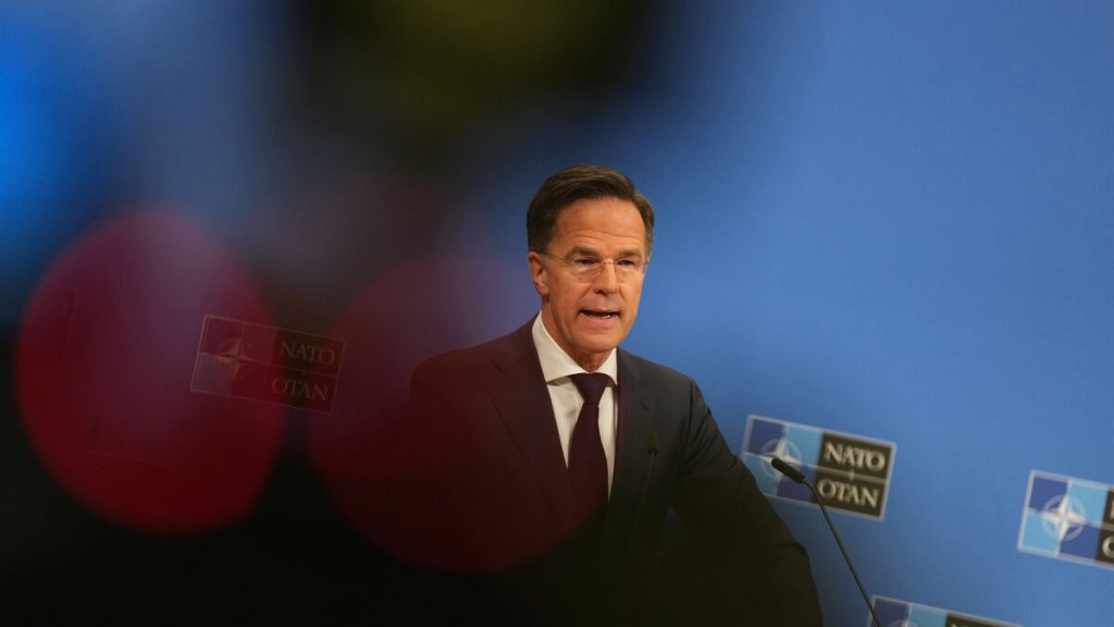 NATO-toppmöte: Stoltenberg säger att vissa medlemmar misslyckades