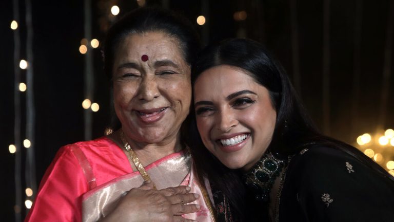 Legendarisk Bollywood-stjärna Asha Bhosle död vid 92 års ålder