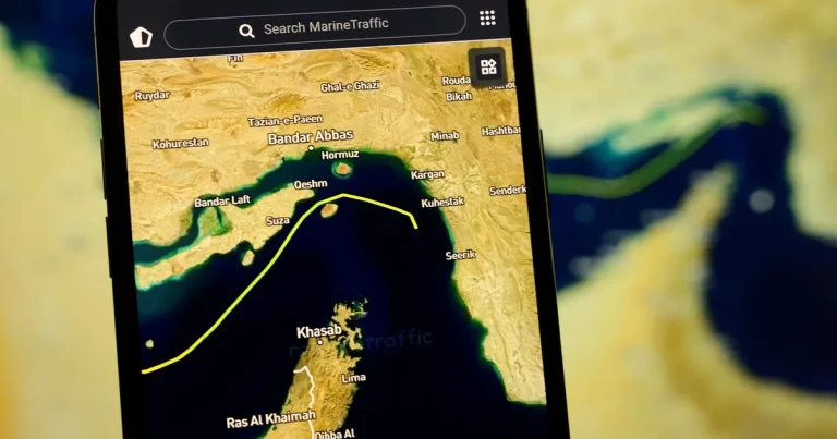 Ny rutt genom Hormuz pekas ut: ”Undvik minor”