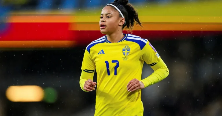 Schröder världens tredje bästa tonåring – men mållös i landslaget: ”Frustrerande”