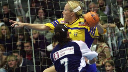 Tidigare svenska landslagsspelaren i handboll Theresa Claesson Andreasson död vid 54 års ålder